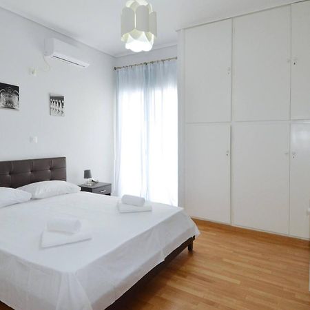 A Spacious Minimal Apatment At Chalandri Афины Экстерьер фото